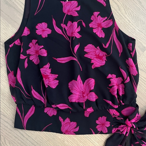 Banana Republic | lined sleeveless floral top | women’s XS - Picture 6 of 8